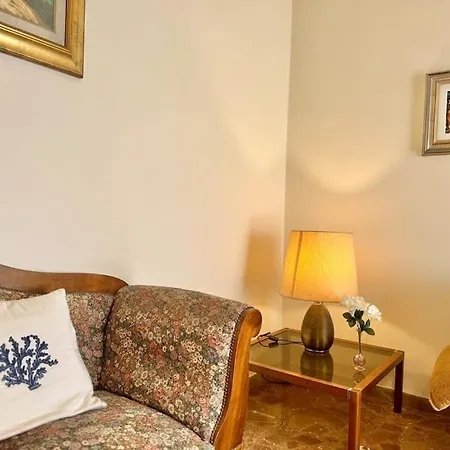 Appartement 50 Metri Dal Mare - Grande Terrazza - Wifi - La Conchiglia Lido di Camaiore