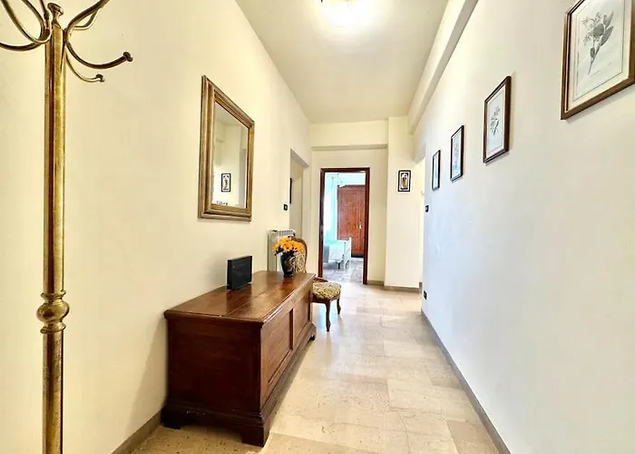 50 Metri Dal Mare - Grande Terrazza - Wifi - La Conchiglia דירה